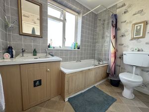 Photo 11- click for photo gallery